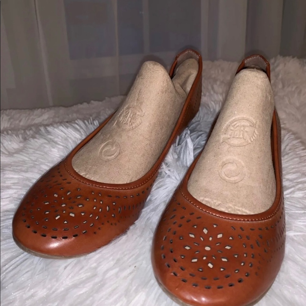 Women’s Shoes